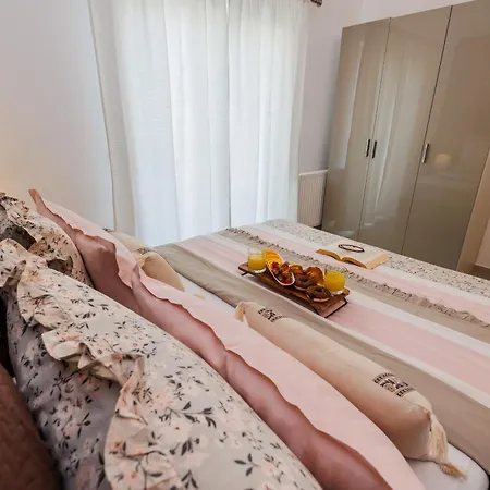 Apartman A1 - Modern Luxury W 2 Balconies & Sea View *