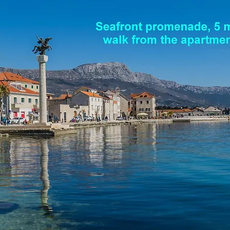A1 - Modern Luxury W 2 Balconies & Sea View * Kaštel Stari
