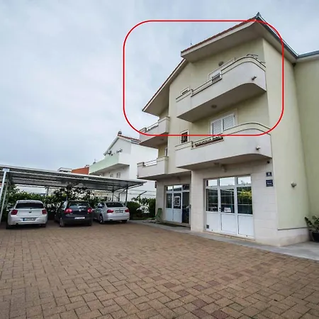 Apartman A1 - Modern Luxury W 2 Balconies & Sea View *