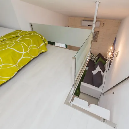Apartman A1 - Modern Luxury W 2 Balconies & Sea View